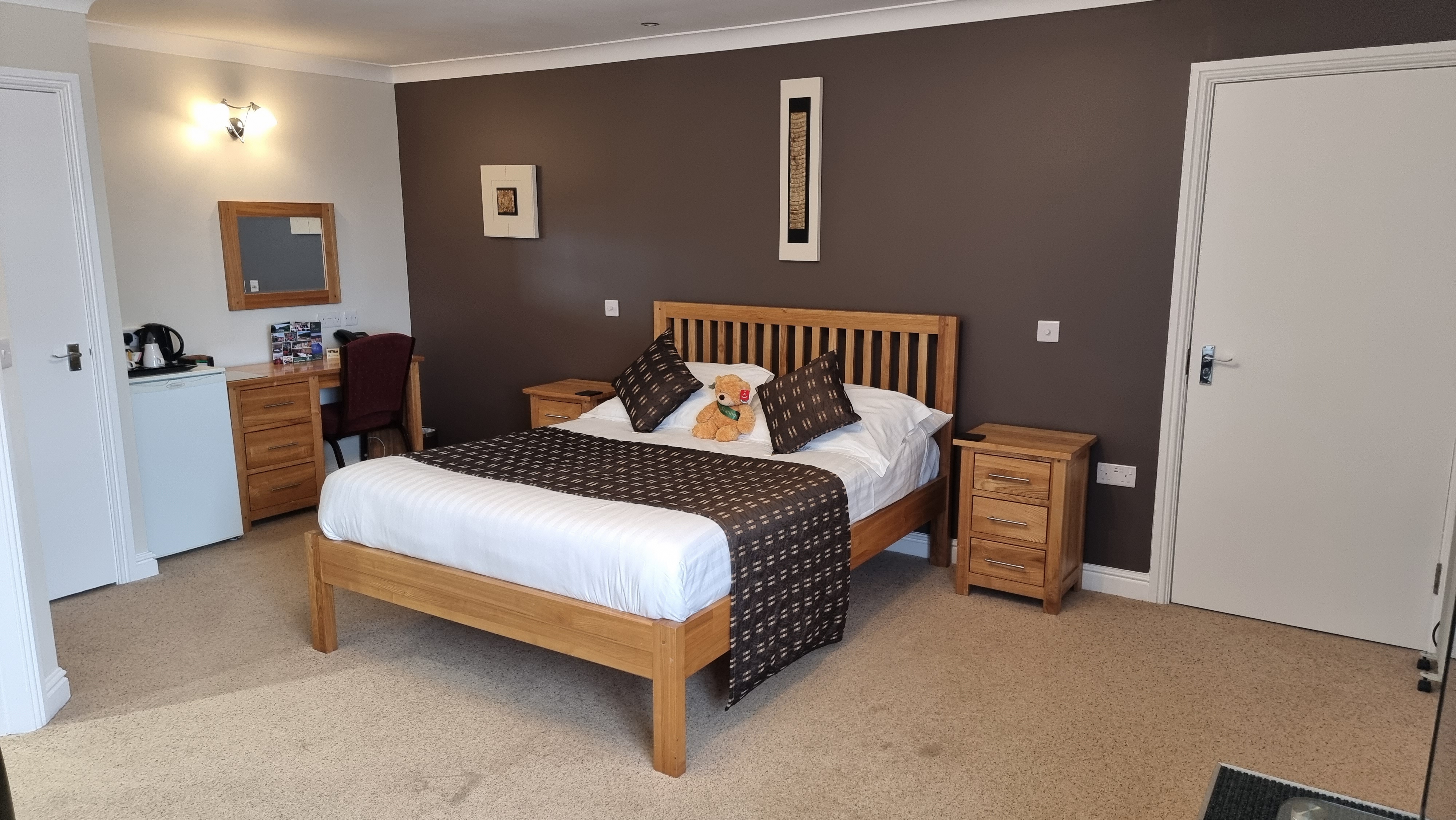 Spanhoe Room 2